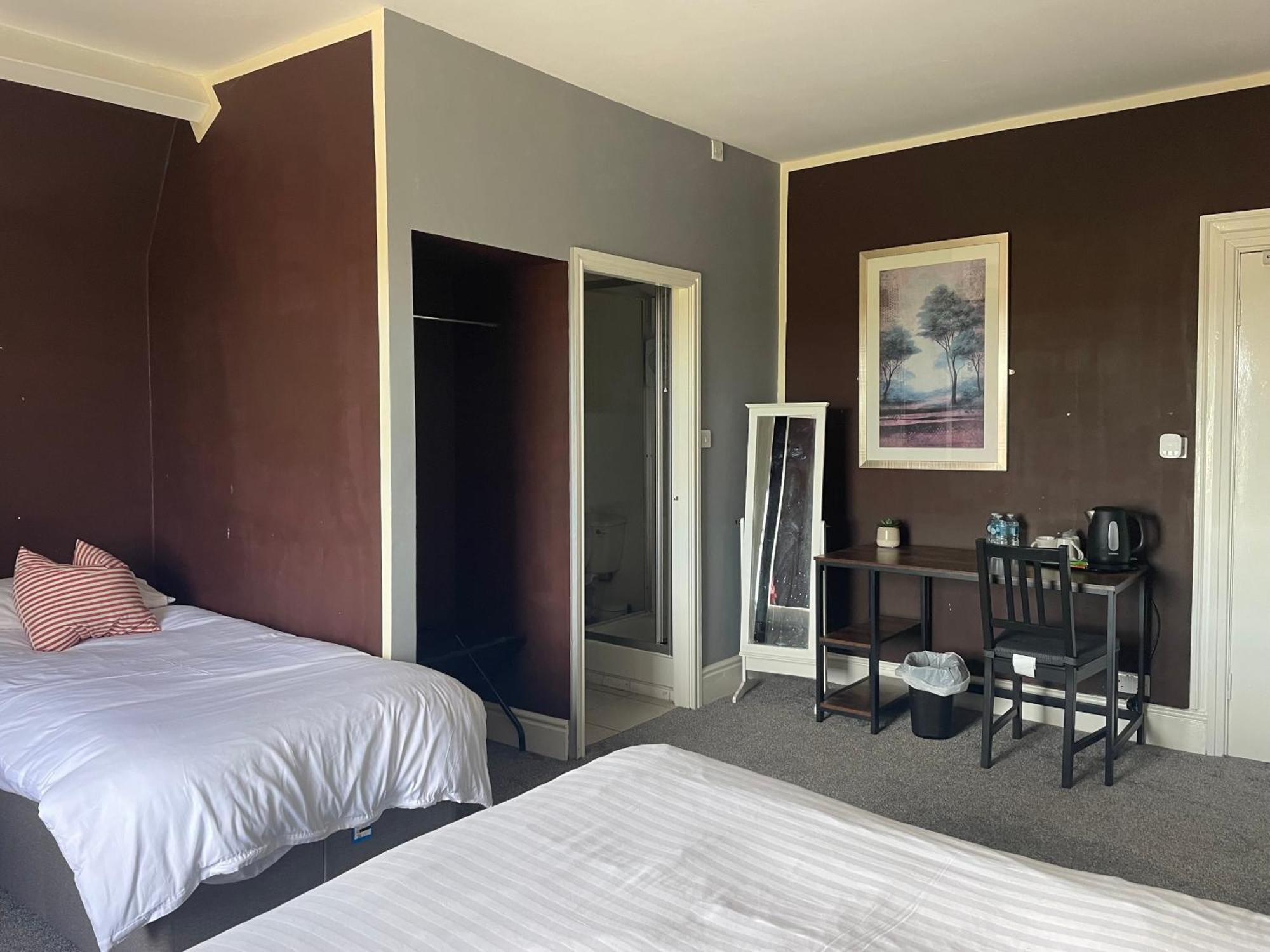 Hotel The York à Morecambe Extérieur photo